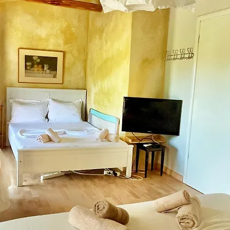 Вилла Mikael Pool *