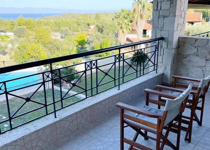 Mikael Pool Paliouri